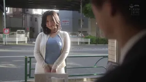 ông chồng yếu không làm lên đỉnh, vợ lên mạng tìm trai trẻ làm tình khỏe